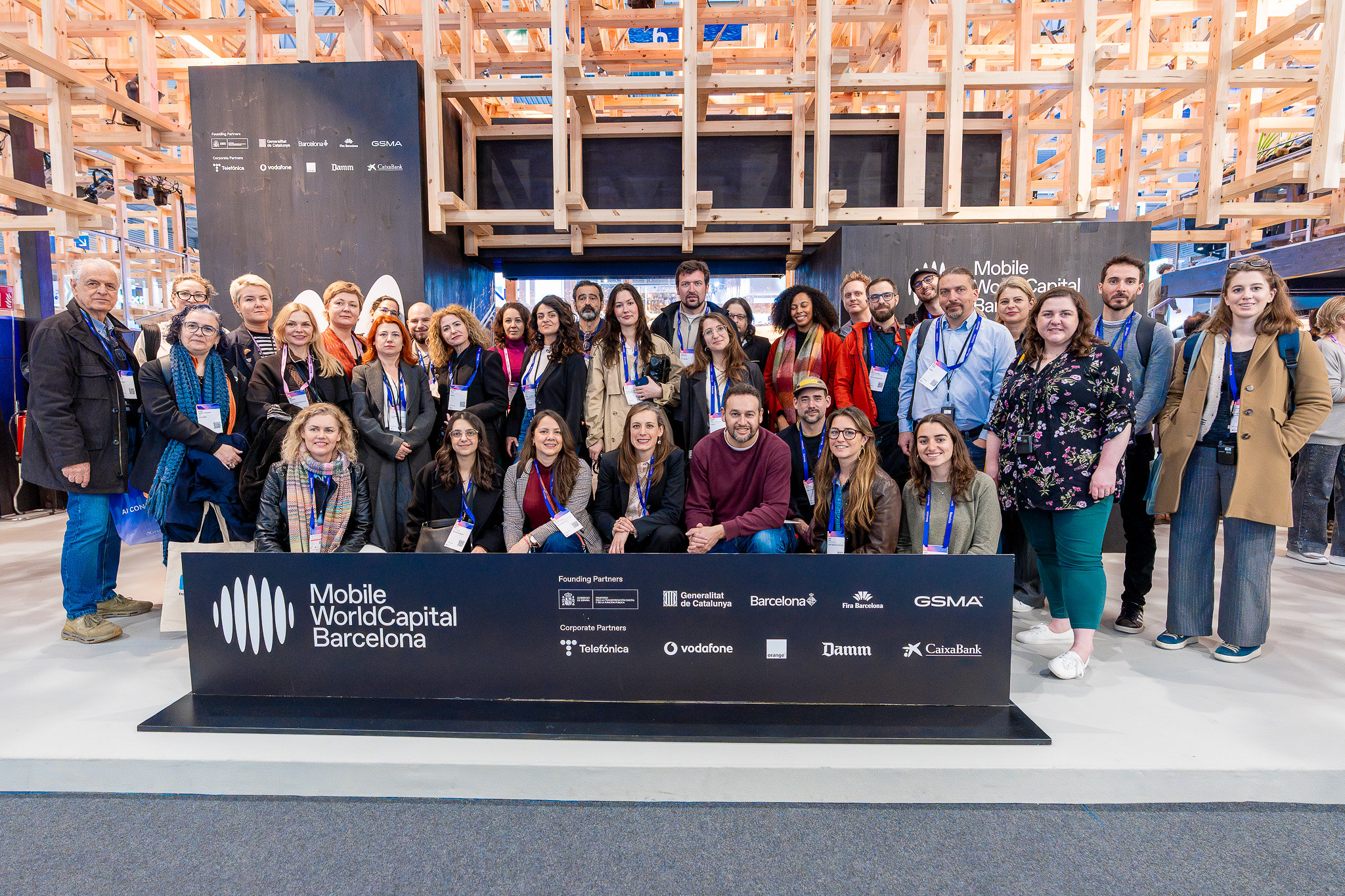 Foto grupal esdeveniment transnacional DO Impact a Barcelona